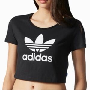 Adidas black crewneck cropped short sleeve t-shirt Size L